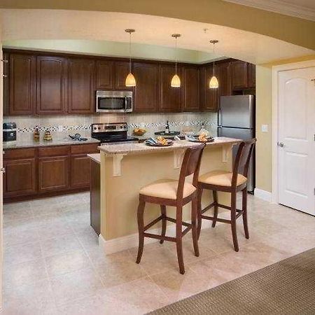 Trafalgar Village Resort Кисими Екстериор снимка